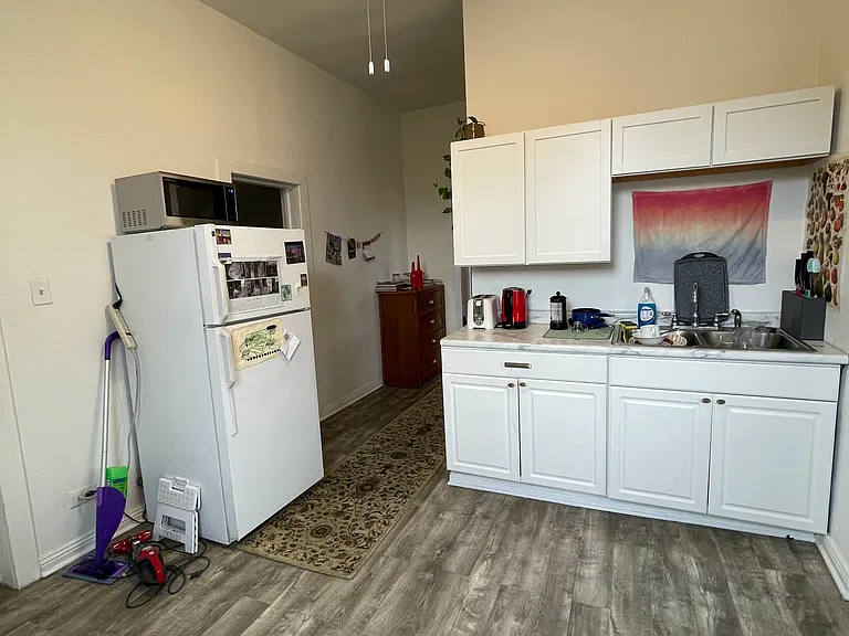 1450 W Chicago Ave #3 — Photo 11