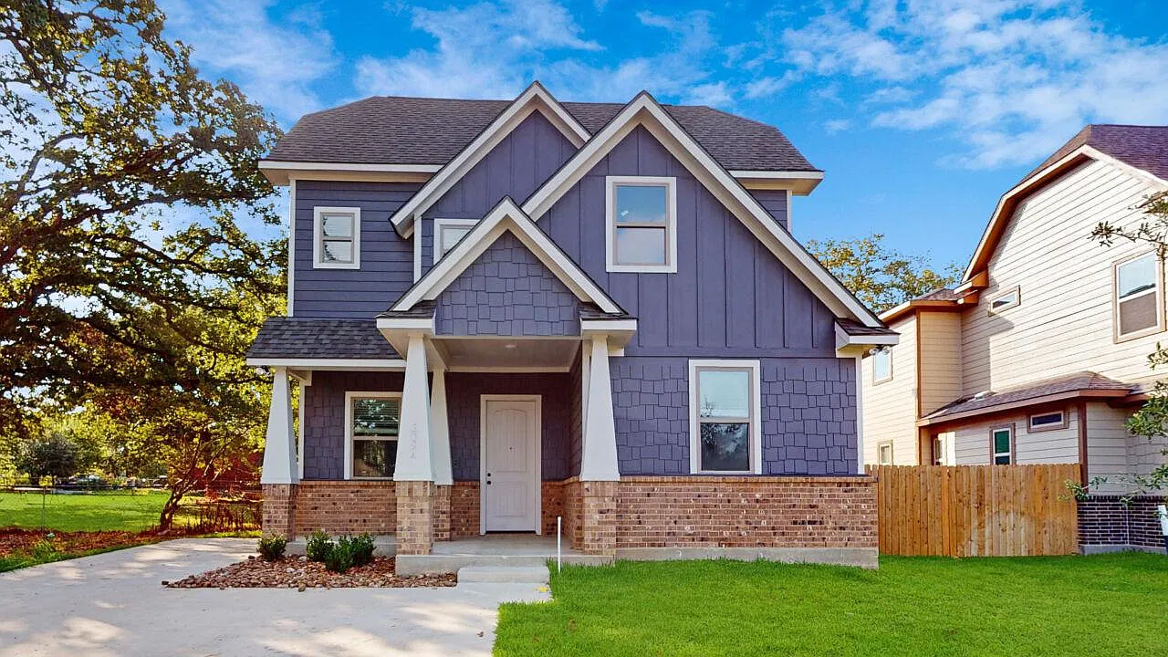 5 bed, 5.5 bath, 2196 sqft, $4,695 — Photo 1