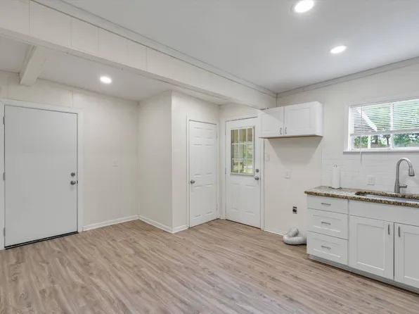4609 Lois St, Fort Worth, TX 76119