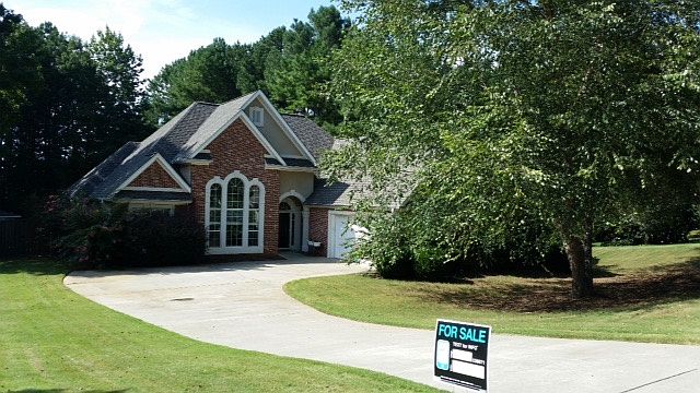 1st image of 76 Mosswood Trl