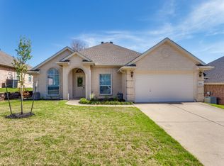 10505 Stonehill Dr, Benbrook, TX 76126