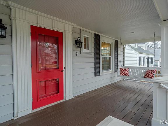 3rd image of 4 Garden Ln