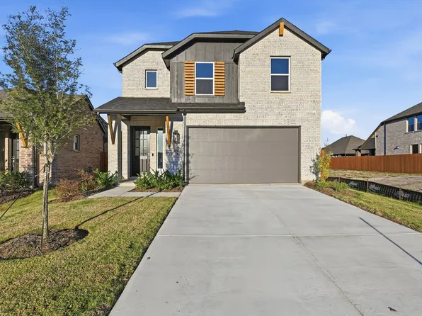 3920 Bison Ln, Heartland, TX 75126