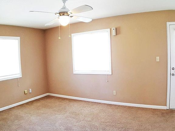 4th image of 4201 S Minnie St APT 4