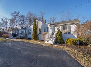 30 Sheldon St, Methuen, MA 01844
