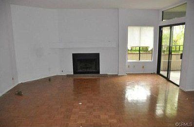 4th image of 601 N Kenwood St Unit 108