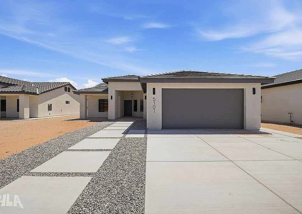 1st image of 5101 E Los Olivos Dr