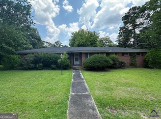 501 Pinecrest Dr, Warner Robins, GA 31093