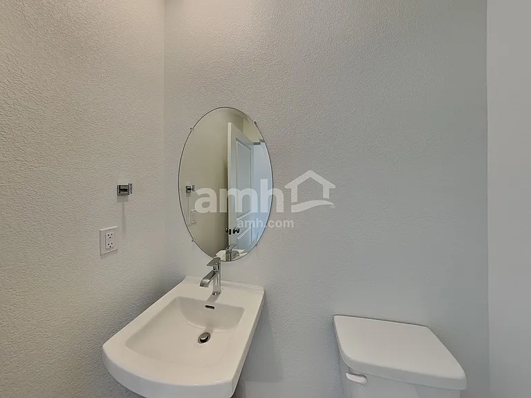 10057 Atchinson Ct — Photo 7