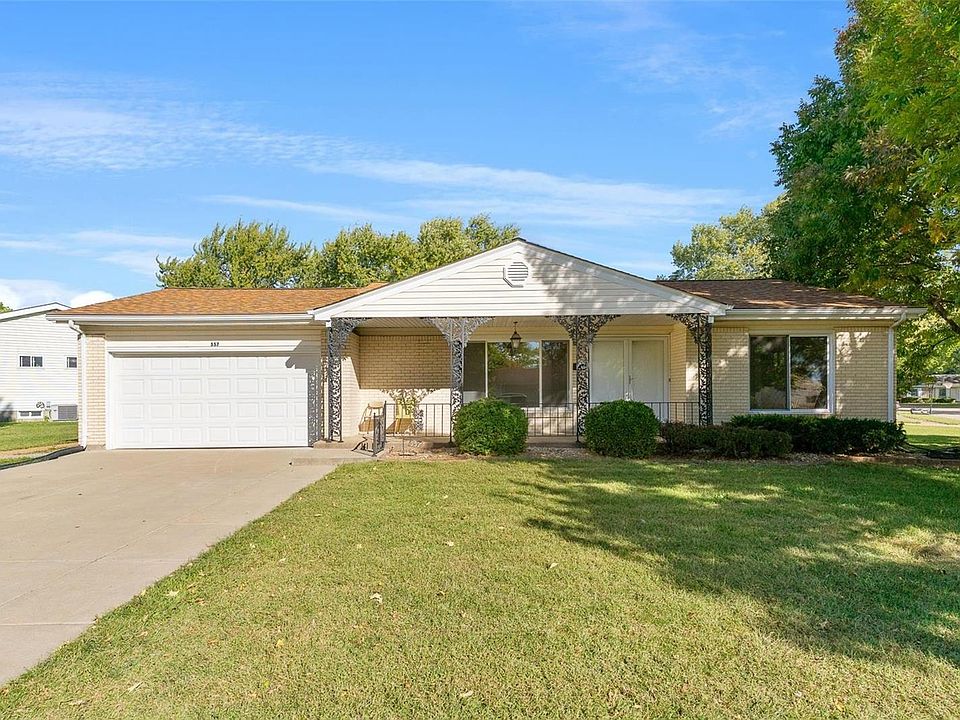 1st image of 557 White Birch Way