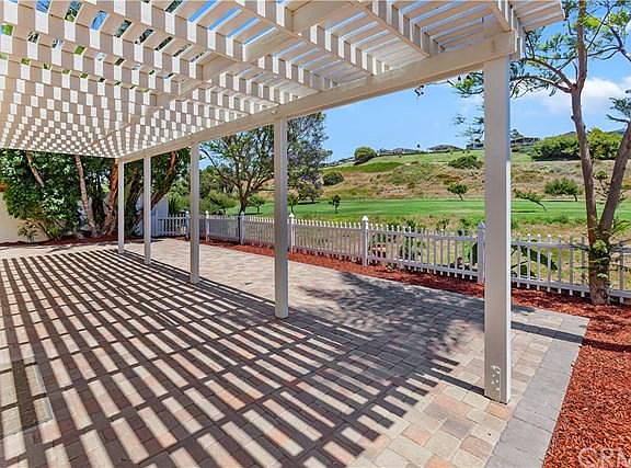 2nd image of 842 Camino De Los Mares