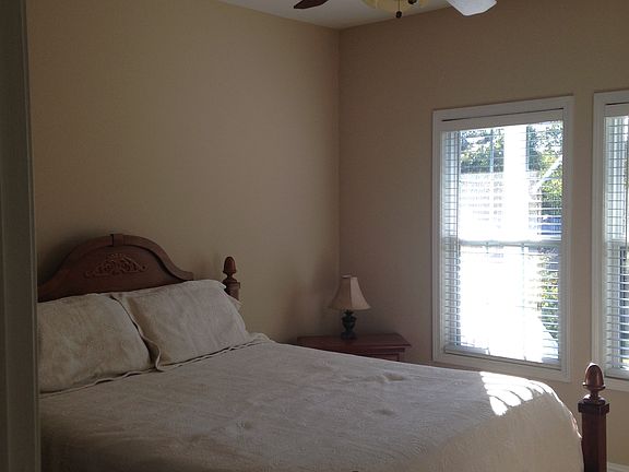 2nd image of 404 Hearthstone Way