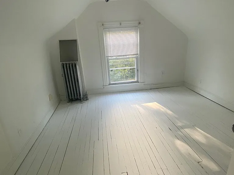 421 E Lake Ave — Photo 21