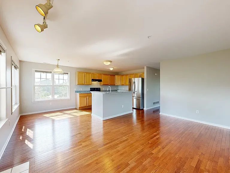 2990 Barclay Way — Photo 5