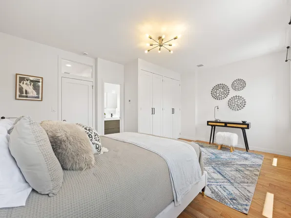 537 Halsey Street image 22 of 38