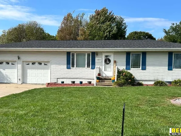 2414 Lynch Ave, Auburn, NE 68305