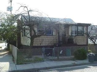 106 California St, Long Beach, NY 11561