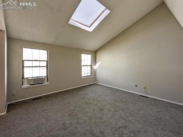 colorado-springs-colorado-13570317 picture