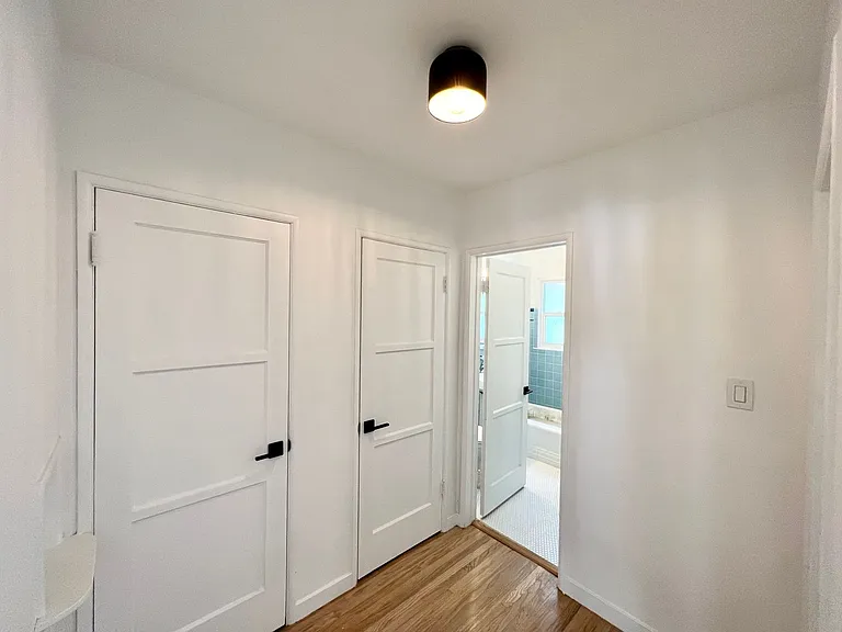 7962 Norton Ave — Photo 7