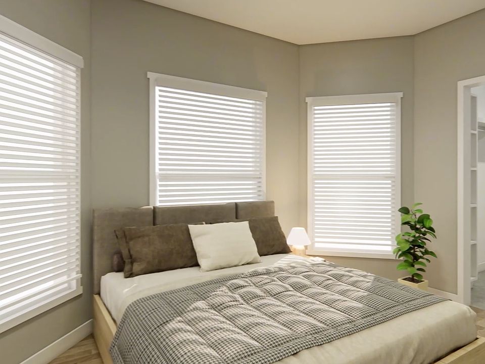 Room 1A with walk in closet