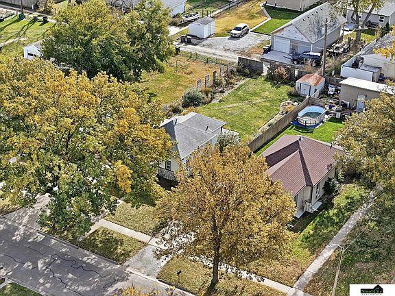 3rd image of 6107 Logan Ave