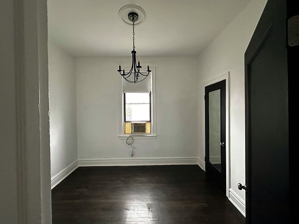 Bedroom unfurnished