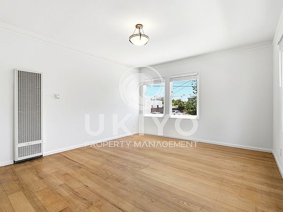 4th image of 1211 Francisco St