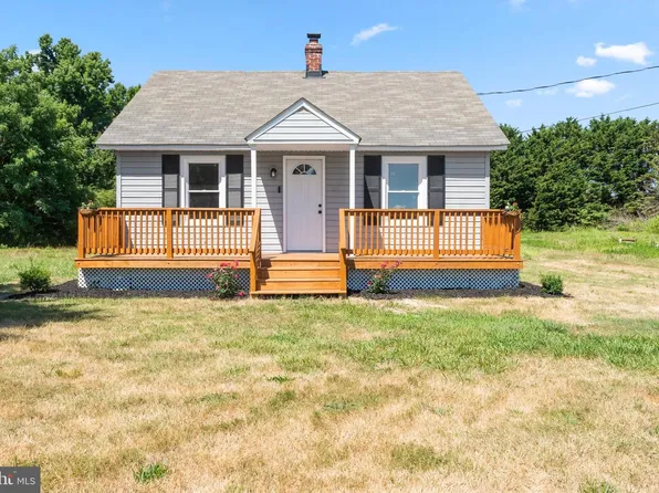 2302 Lighthouse View Dr, Heathsville, VA 22473