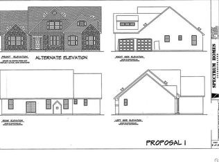 2285 Redwood Dr N, Slatington, PA 18080