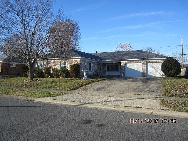 1st image of 629 Bradfield Dr