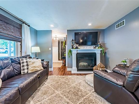 5th image of 207 Quail Dr