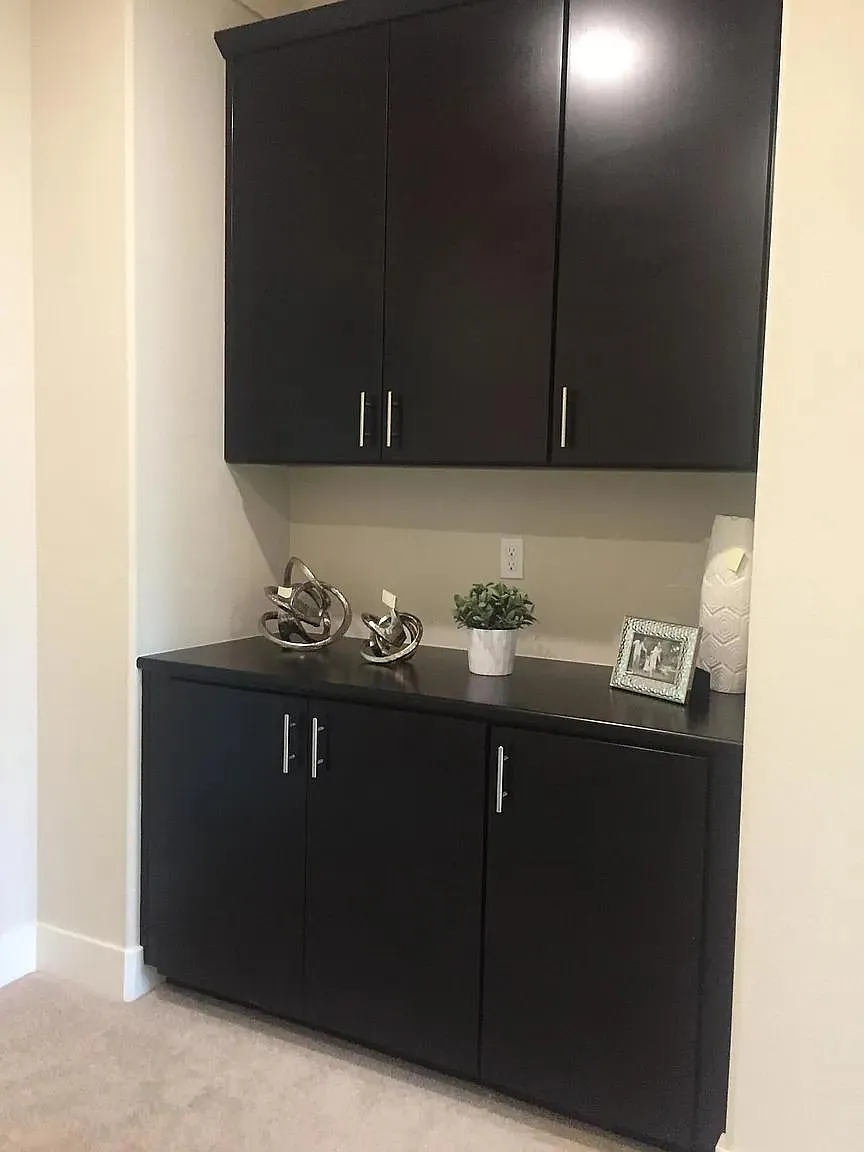 4 bed, 3.5 bath, 2232 sqft, $4,350 — Photo 3
