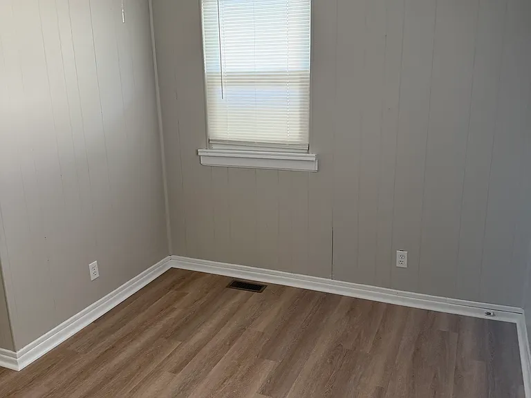 8524 Benjamin Ave — Photo 6