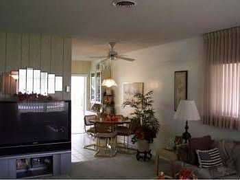 3rd image of 1531 NE 48th Ct