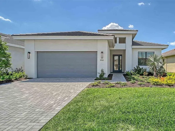 4910 Carova Way, Lakewood Ranch, FL 34211