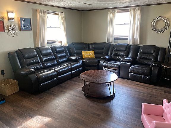4th image of 967 Donnawood Dr