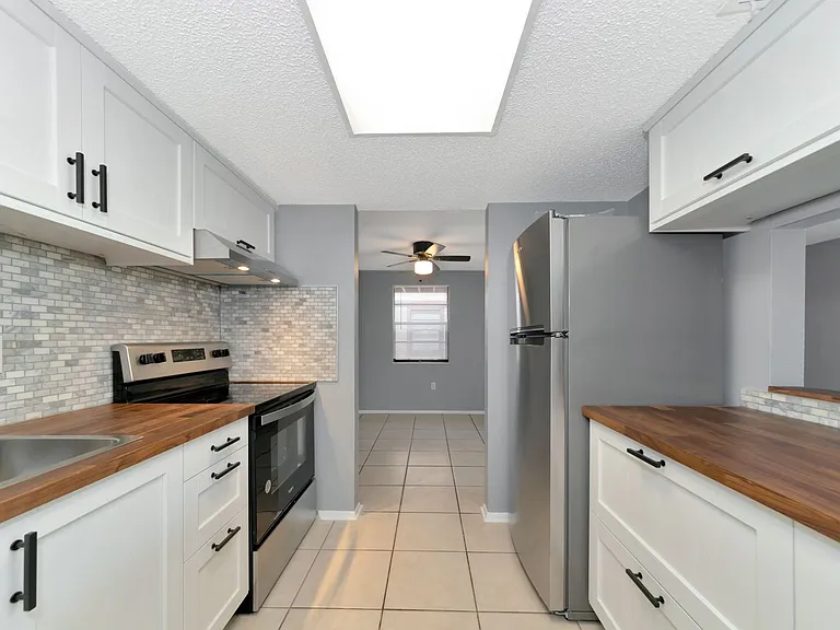 5026 Water Oak Dr #109 — Photo 10