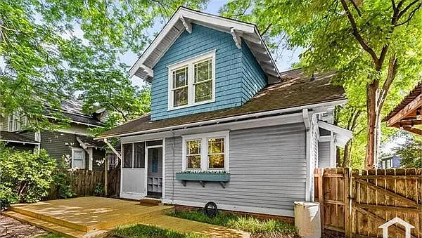 305 E Hendrix St — Photo 26