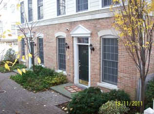 22 Mariners Walk, Oyster Bay, NY 11771