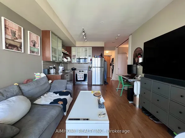 33 Lombard St #2505, Toronto, ON M5C 3H8