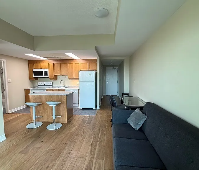 134 York St #805 — Photo 2