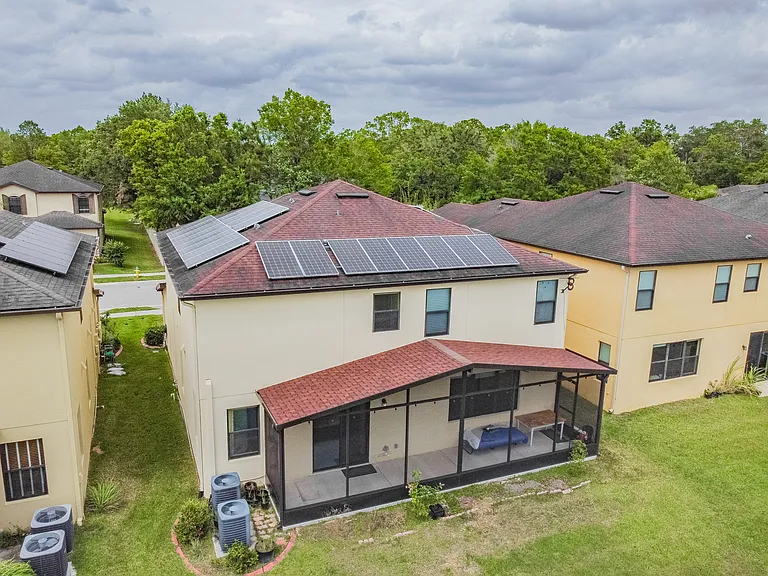 11027 Tahiti Isle Ln — Photo 64
