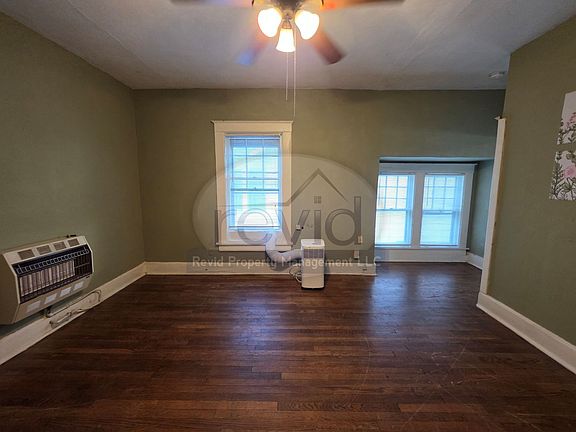 4th image of 25 S Barksdale St #2