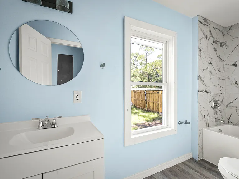 260 Vernis Ave — Photo 15