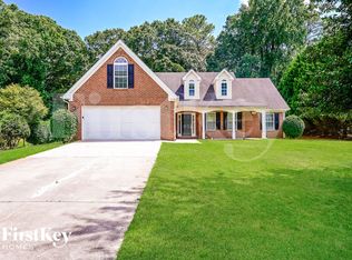 3349 Meadovista Dr, Ellenwood, GA 30294