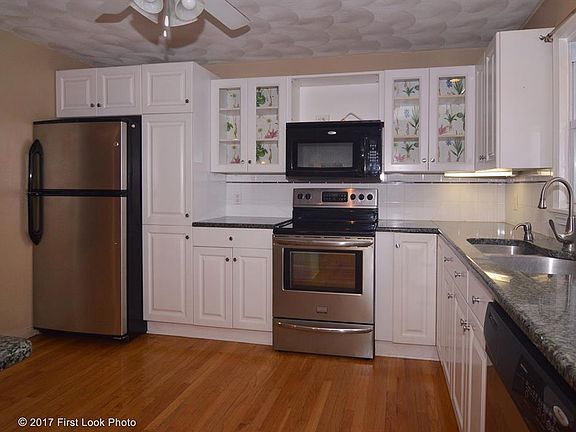 5th image of 150 Acorn Ln