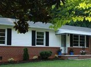 608 Lancaster Rd, Mebane, NC 27302