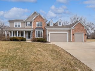 1360 Dunns Ct, Fox Lake, IL 60020