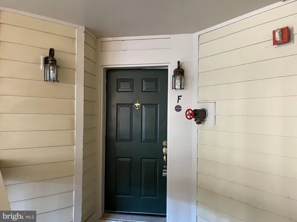 11304 Sundial Ct #907, Reston, VA 20194