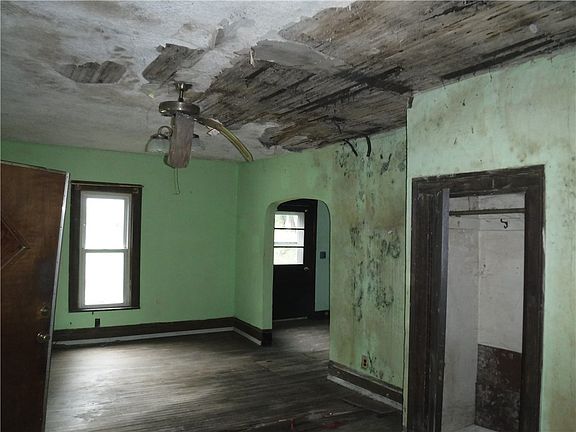 3rd image of 41 13th St